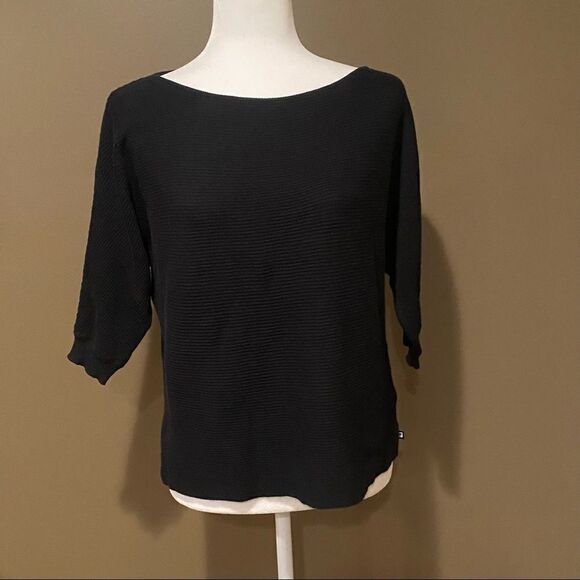 Fabletics Black Shirt Sz X Small - Picture 4 of 12